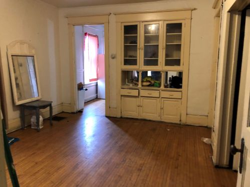 2455 Hopkins St, Milwaukee, WI 53206-1252