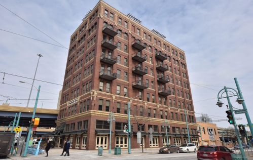 400 Broadway, Milwaukee WI  53202-5510 exterior