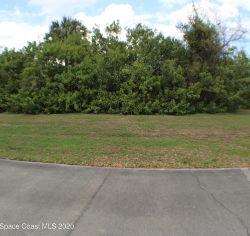 7509 Montauk Ave, Sebastian FL  32976-7798 exterior