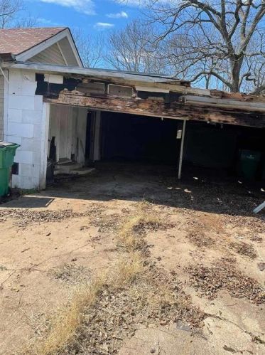 1212 Sayle St, Greenville TX  75402-6368 exterior