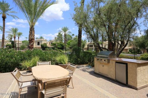 4605 65th St, Scottsdale AZ 85253-4803 exterior