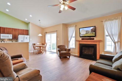 1142 Dallas Dr, Upton PA  17225-8535 exterior