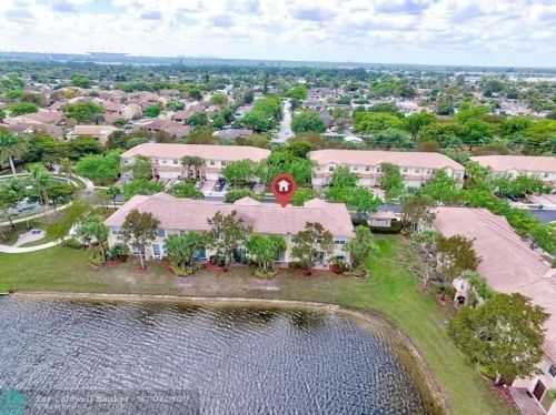 8437 29th St, Hollywood FL  33025-2965 exterior