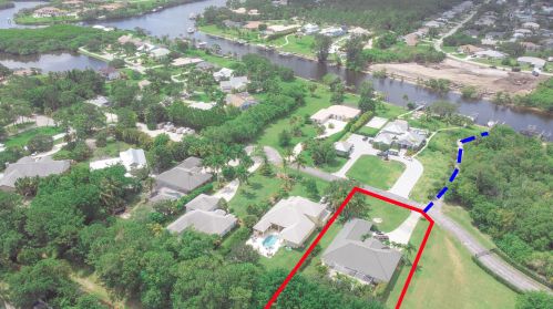 471 Pine Rd, Fort Pierce, FL 34984-5277