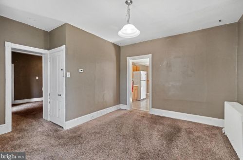 314 Derstine Ave, Lansdale PA 19446-3536 exterior