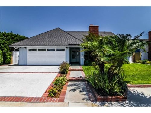 9384 Fleetwood St, Cypress, CA 90630-2726