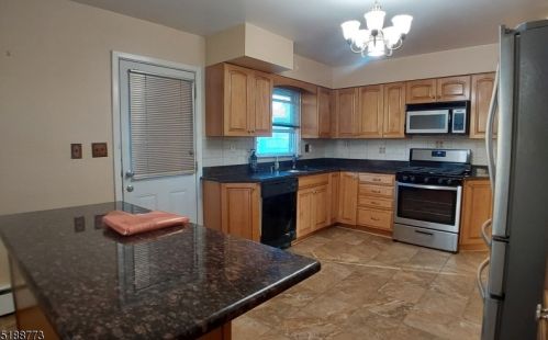 359 Linden Ave, Rahway NJ  07065-4320 exterior