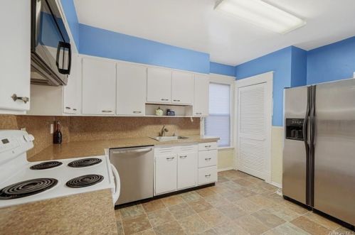 45 Lagrange Ave, Poughkeepsie NY  12603-2420 exterior