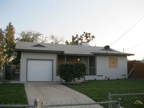 819 6th St, Bakersfield, CA 93304-2244