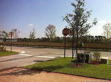 14605 14th St, Hollywood FL  33027-6507 exterior