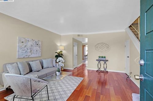 2302 Belvedere Ave, San Leandro, CA 94577-6551