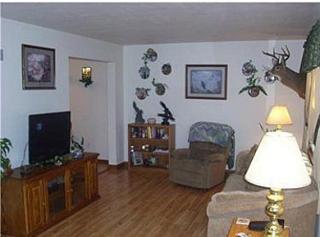 1033 37th St, Erie PA  16508-2538 exterior
