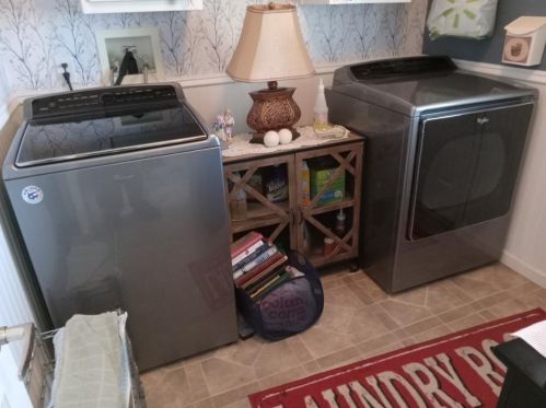 1584 Duke Dr, Livingston CA  95334-9343 exterior