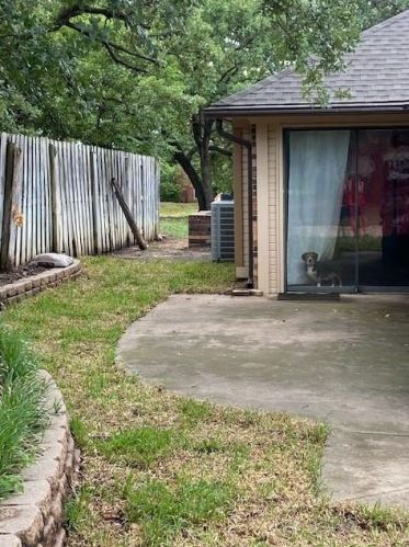 1127 Bent Oaks Dr, Denton TX  76210-8351 exterior