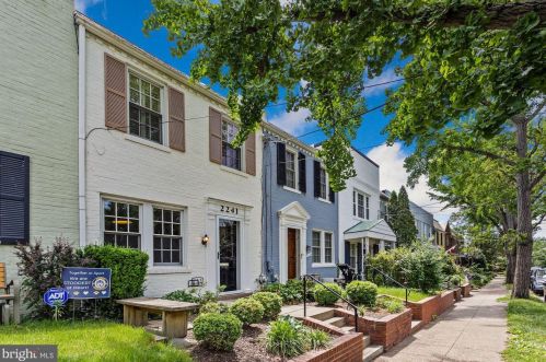 2241 Observatory Pl, Washington, DC 20007-1813