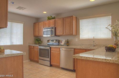 3308 95th Dr, Tolleson, AZ 85353-8593