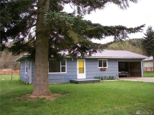 1306 Hining Rd, Winlock, WA 98596-9501