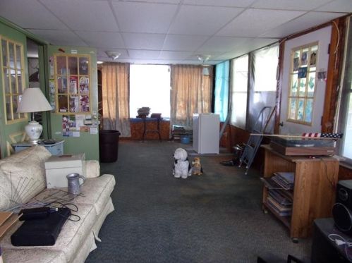 6387 Lowell Dr, Verona PA  15147-3515 exterior