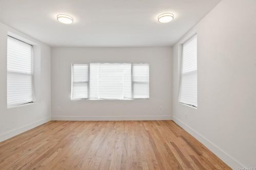 1845 Andrews Ave, Bronx NY  10453-5201 exterior