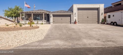 3065 Caravan Dr, Lake Havasu City, AZ 86404-1549