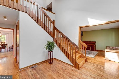 813 Marlboro Spring Rd, Kennett Sq PA  19348-1313 exterior