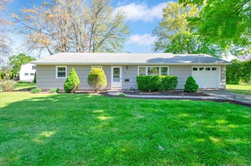 41 Talcott Rd, Glastonbury CT  06033-2918 exterior