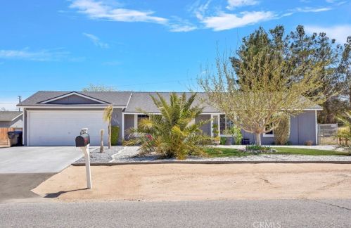 15733 Topango Rd, Victorville, CA 92394-1372