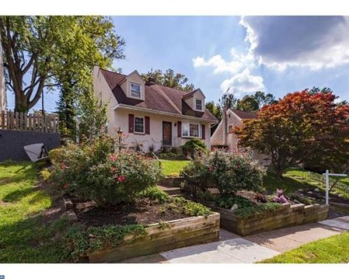 1320 Bullens Ln, Woodlyn, PA 19094-1118
