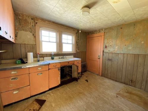 7 Aurilla St, Auburn MA  01501-2601 exterior