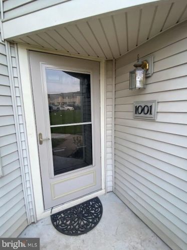 1001 Continental Dr, Harleysville, PA 19438-3930