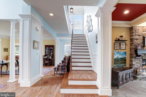 19058 Boyer Fields Pl, Leesburg VA 20176-1643 exterior