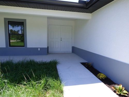 2808 15th St, Lehigh Acres, FL 33976-3030