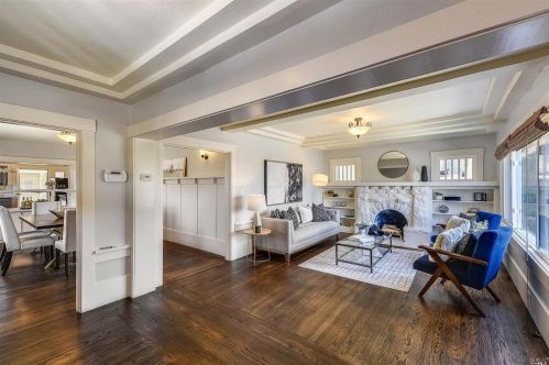 5044 Fairfax Ave, Oakland CA 94601-5811 exterior