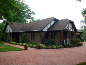 105 Lochwood Cir, Kingsport, TN 37660-1063