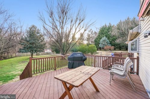 7 Branch Ct, Harrison Township NJ  08062-4729 exterior