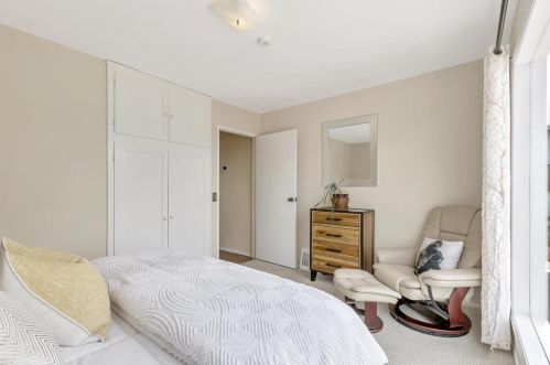 2671 Cottonwood Dr, San Bruno CA  94066-2619 exterior