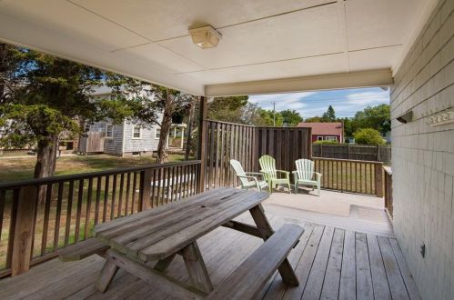 3 Green Kinyon Driftway, South Kingstown RI  02882-5167 exterior