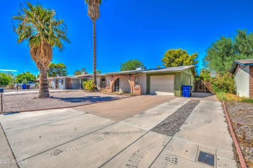 7720 Fay Ave, Mesa, AZ 85208-5650