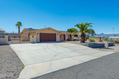 192 Locust Dr, Lake Havasu City, AZ 86403-6819
