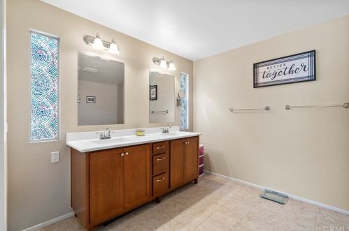 34122 Camelina St, Lake Elsinore CA  92532-2957 exterior