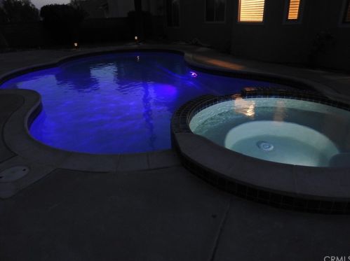 30498 Colina Verde St, Temecula CA 92592-5140 exterior