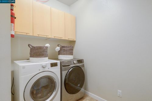 2243 Eastport Dr, Oakley CA  94561-3539 exterior