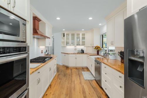 7395 Starr Rd, Windsor CA  95492-9655 exterior