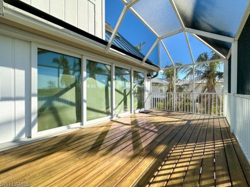 9027 Mockingbird Dr, Sanibel FL  33957-3609 exterior