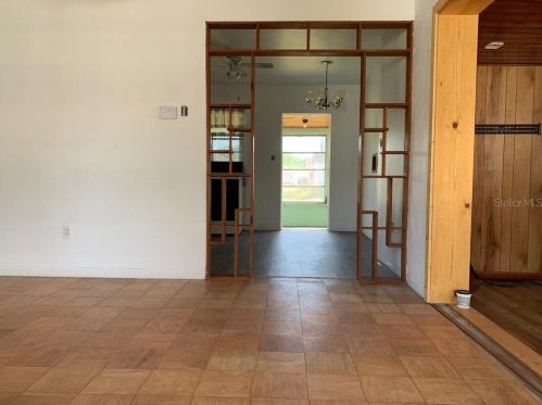 2307 Golfview St, Lakeland, FL 33801-2527