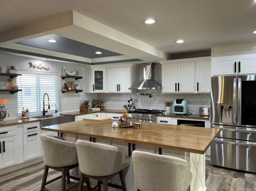 1130 Mtn Vw Ln, Colton CA  92324-4721 exterior