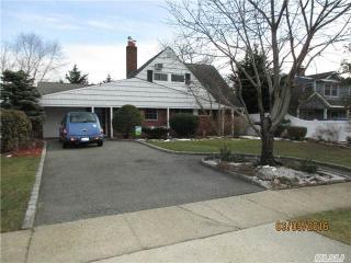 44 Eden Ln, Plainedge, NY 11756-5516