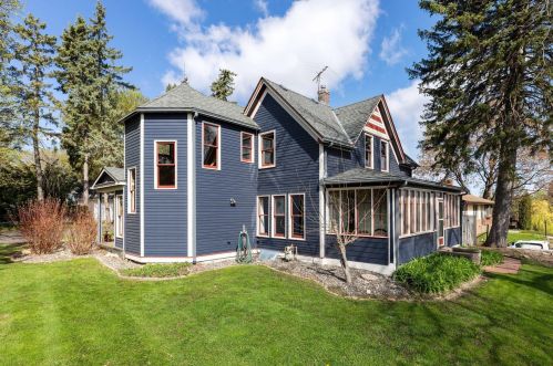 1933 Arcade St, Saint Paul, MN 55109-2553