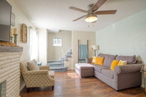 3029 Churchview Ave, Pittsburgh, PA 15227-4165