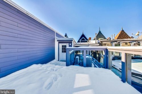 2119 1st St, Washington DC  20001-1004 exterior